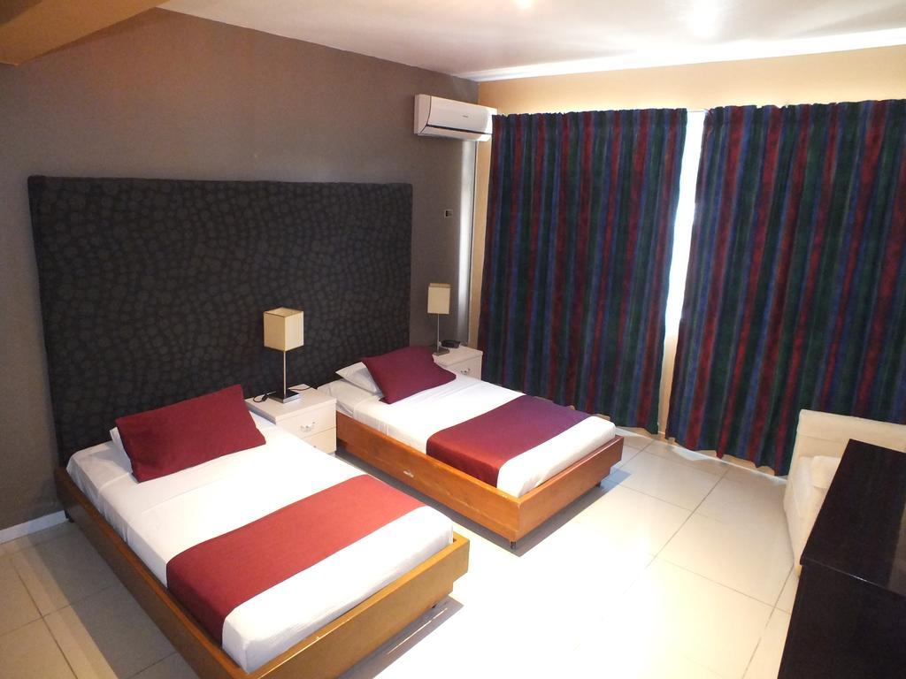 Hotel Olympic Port Vila Exterior photo
